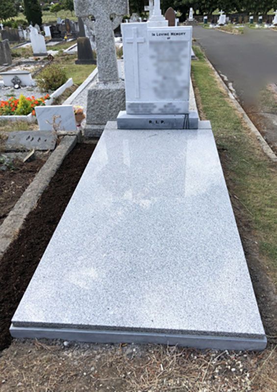 grave-cover-slabs-concrete-graphite-grave-slabs-gms